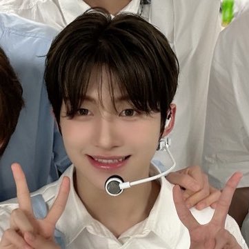 Latest photo of Jihoon (TWS)