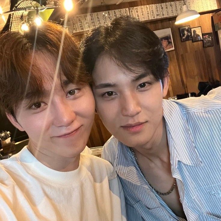 Recent activity shot of Seungkwan (SEVENTEEN)