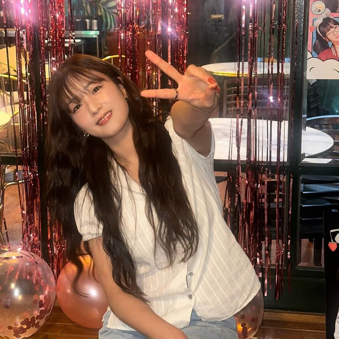 Behind-the-scenes cut of Yoon Bomi (Apink)