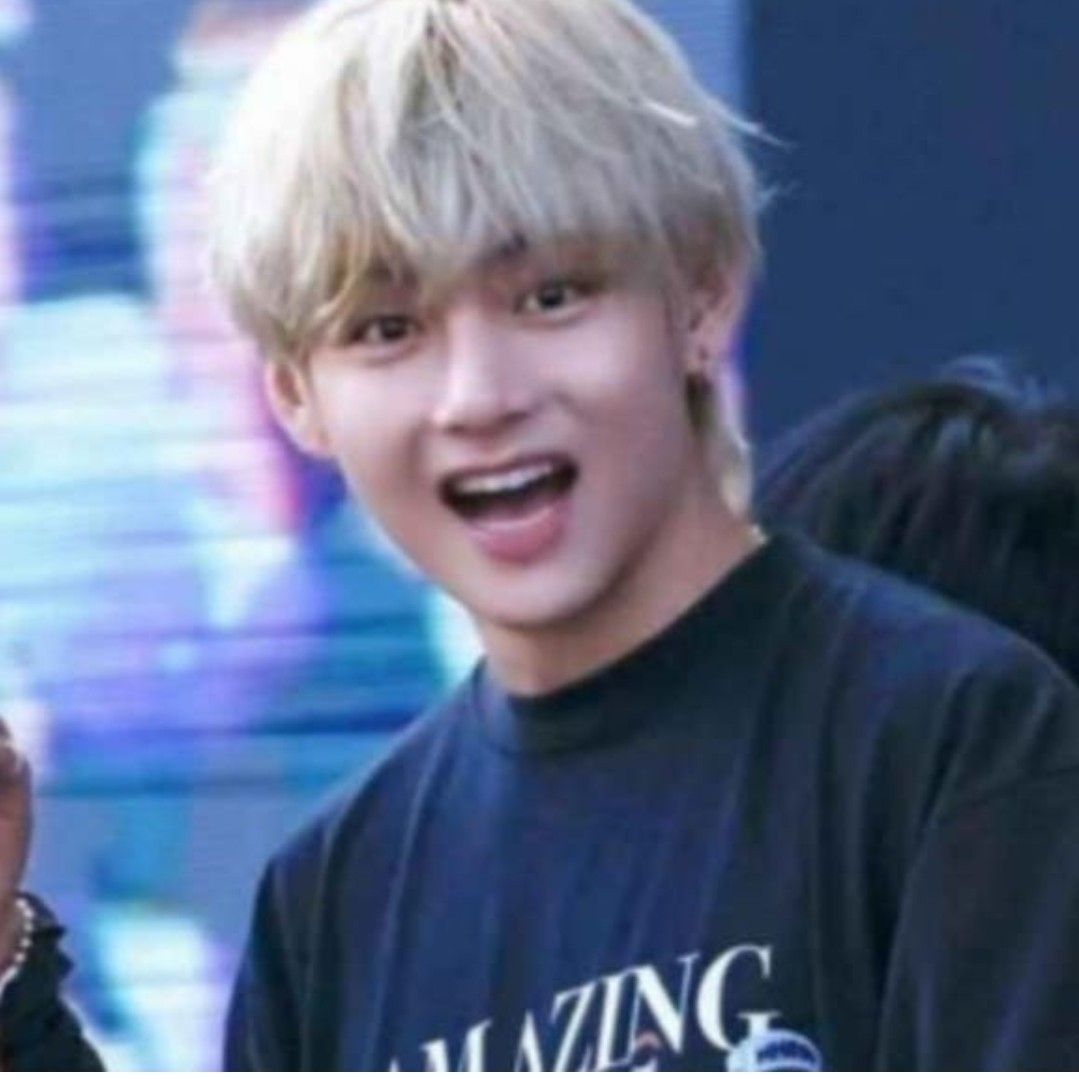 Foto terbaru V (BTS)