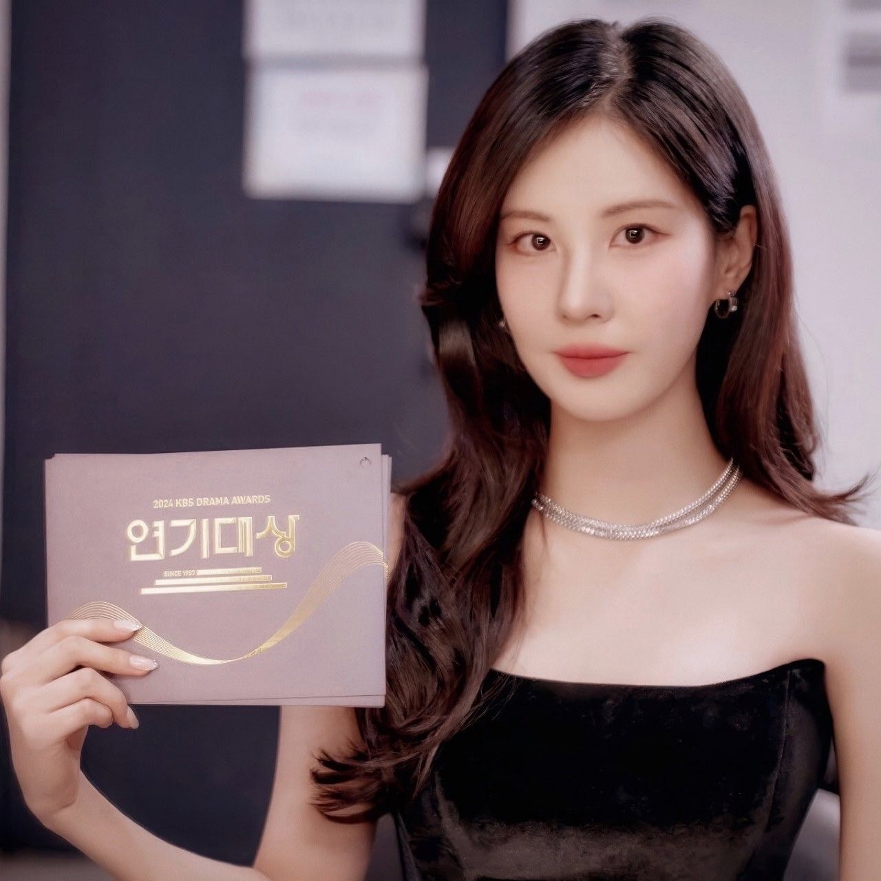 Behind-the-scenes cut of Seohyun (Girls' Generation)