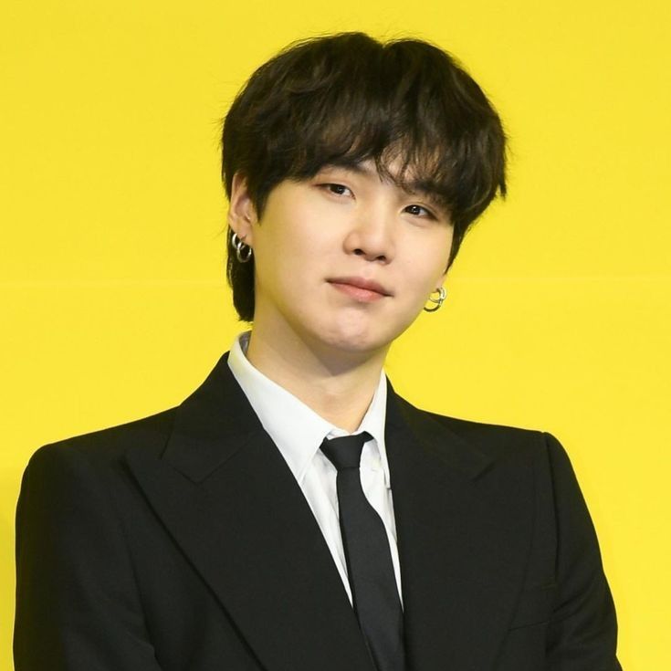 Behind-the-scenes cut of SUGA (BTS)