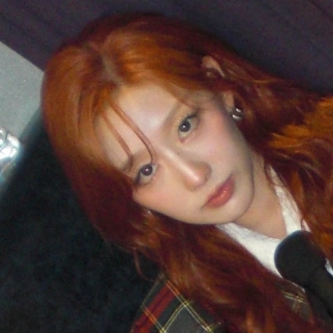 Recent activity shot of Jeong Yein (Lovelyz)