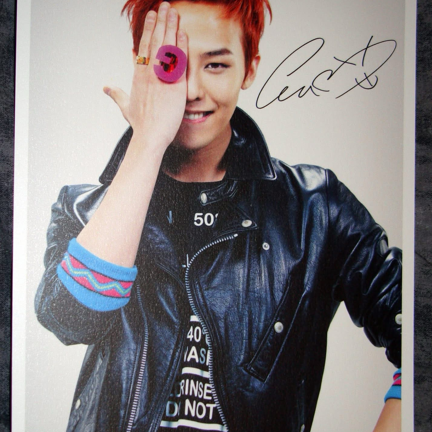 Recent activity shot of G-DRAGON (BIGBANG)