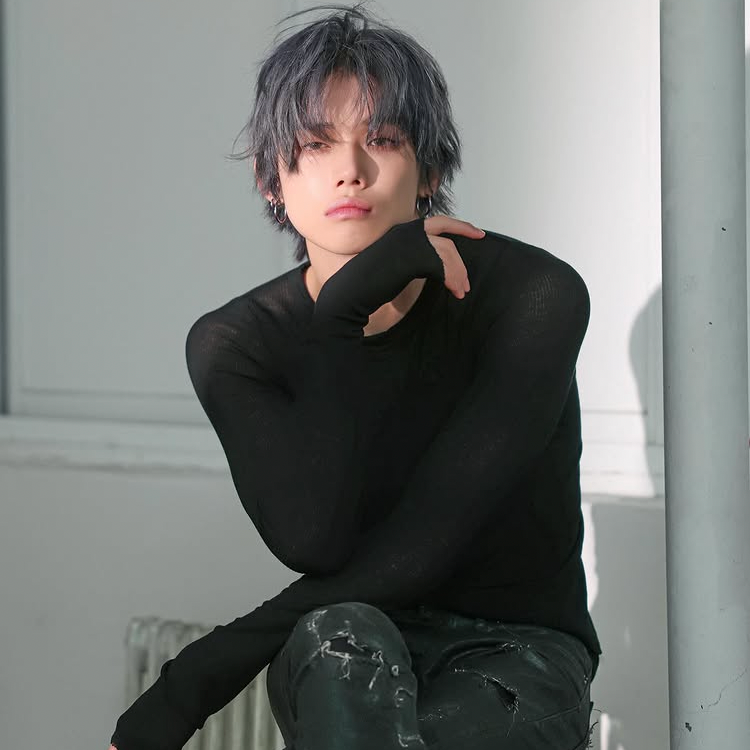 Recent activity shot of TOMORROW X TOGETHER