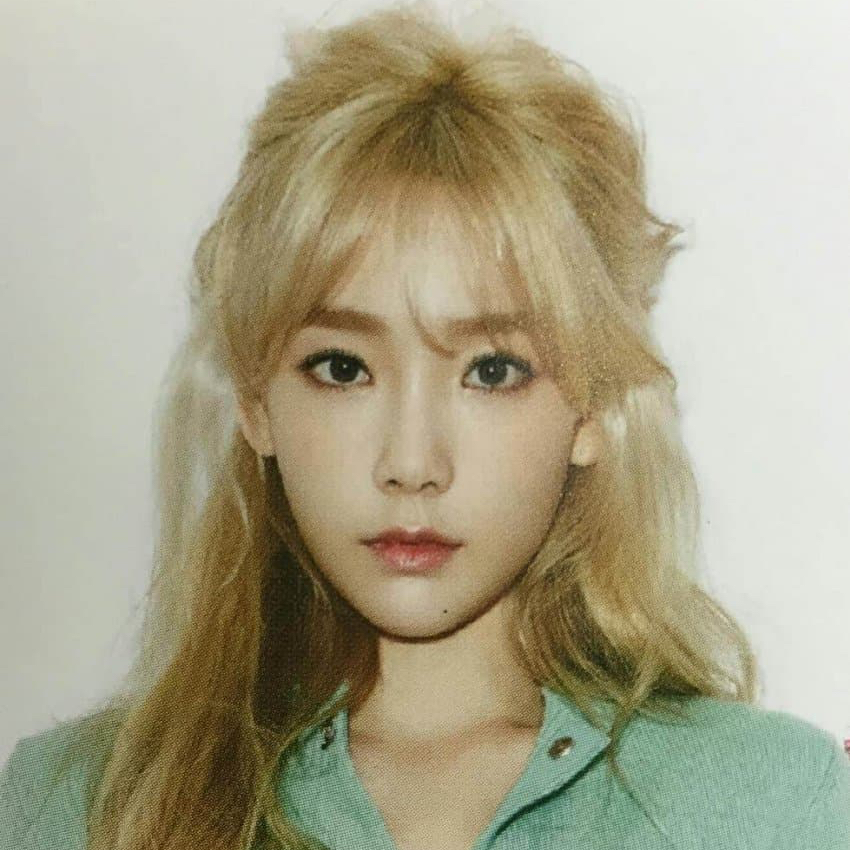 Recent activity shot of Taeyeon (Girls' Generation)