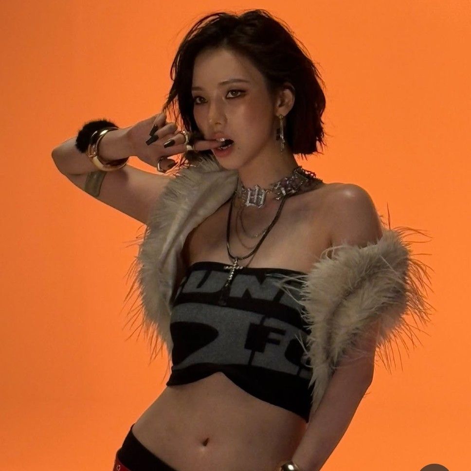 Behind-the-scenes cut of Karina (aespa)