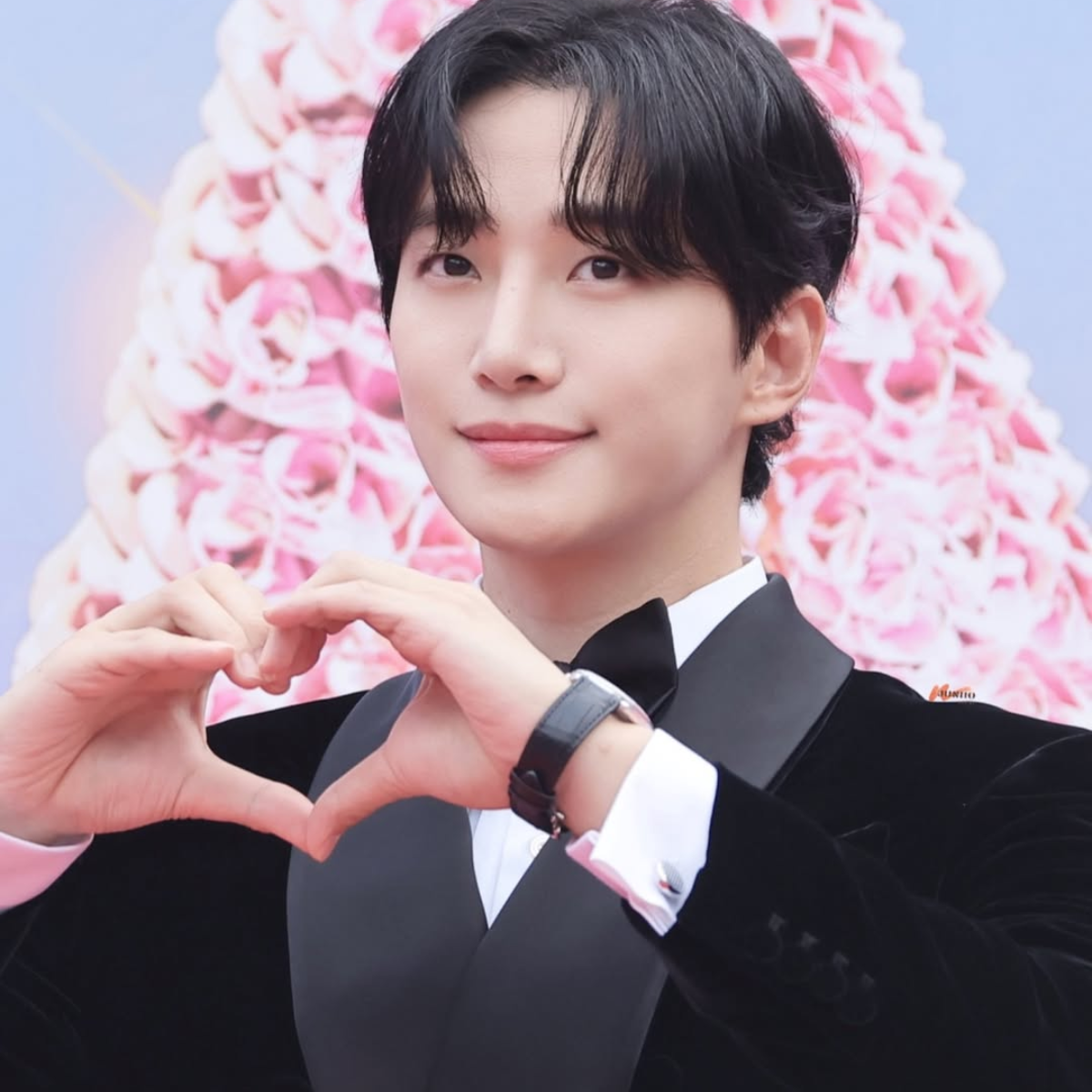 A moment captured by Junho (2PM)'s fan