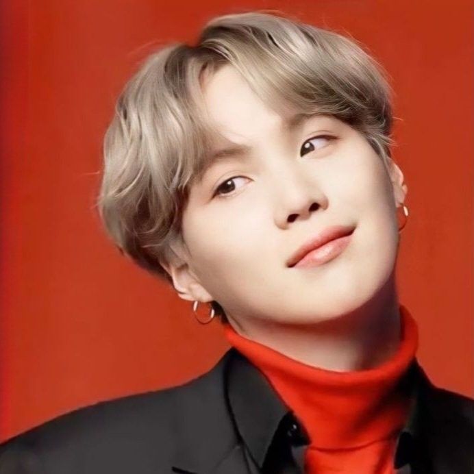 Latest photo of SUGA (BTS)