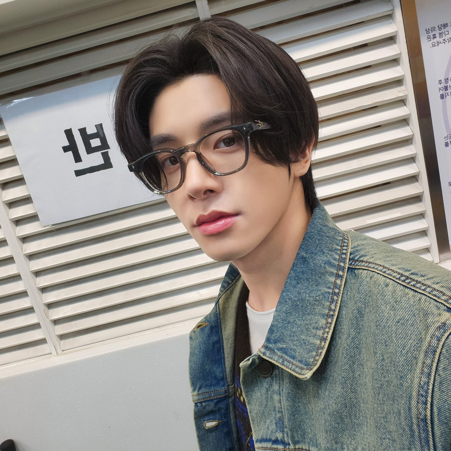 Foto aktivitas terbaru Jake (ENHYPEN)