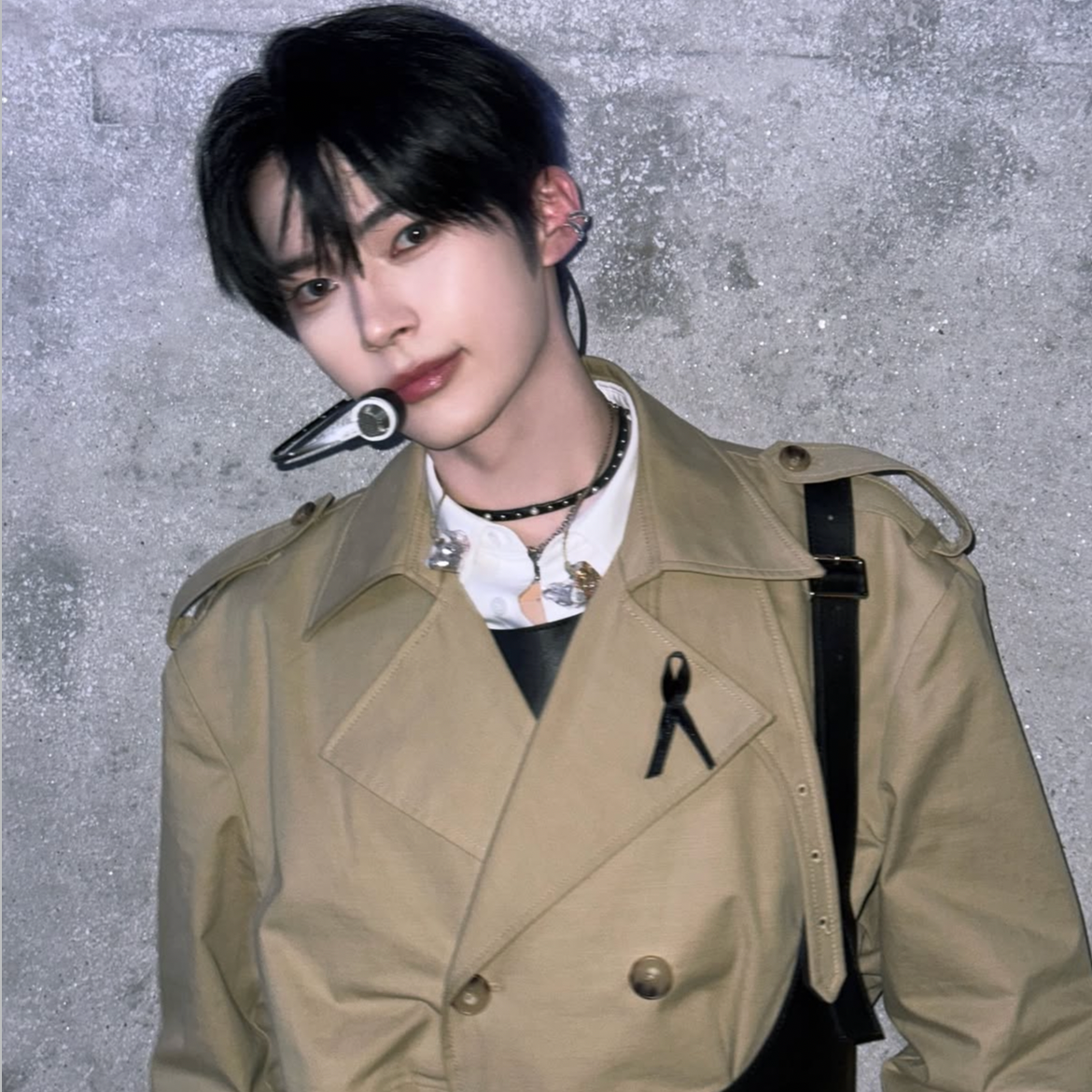 Behind-the-scenes cut of Sung Hanbin (ZEROBASEONE)