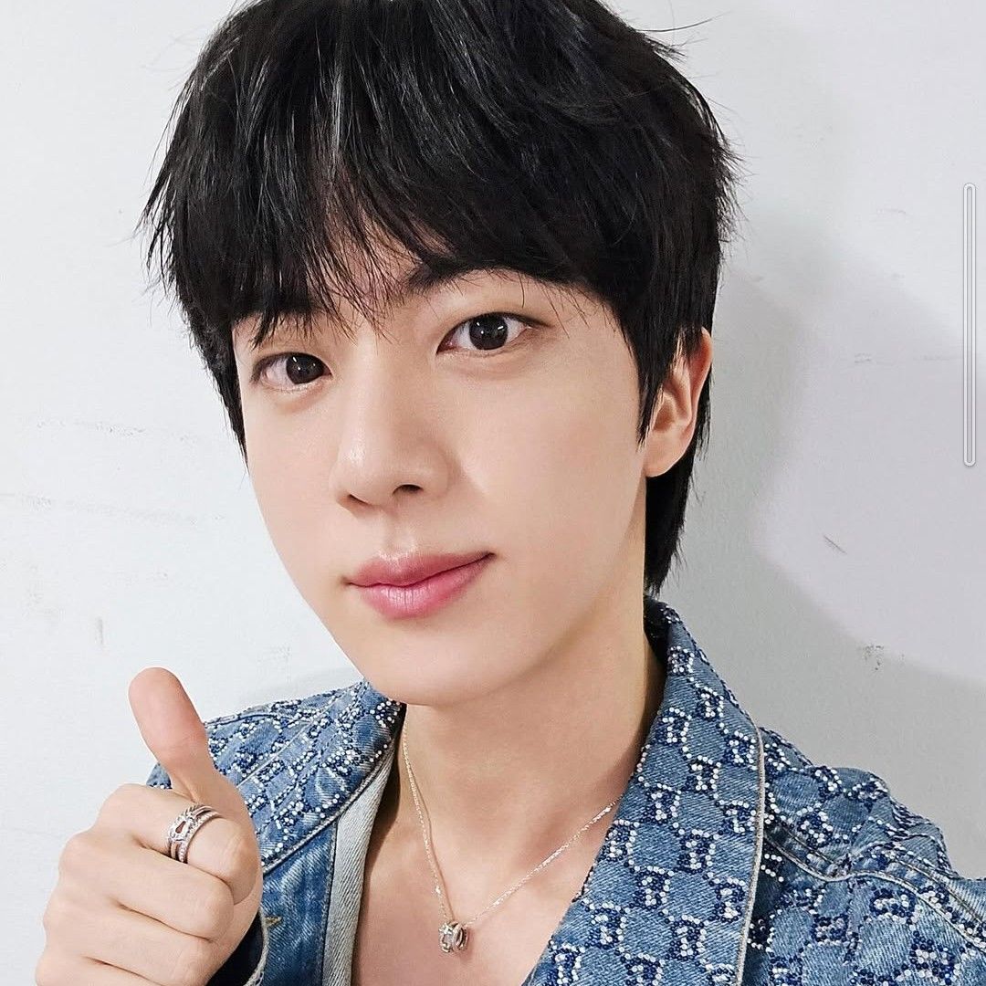 Potret di balik layar Jin (BTS)