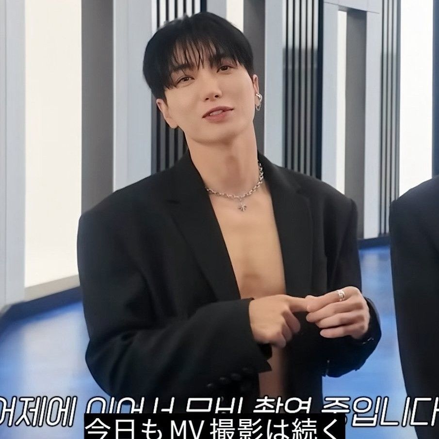 A moment captured by Leeteuk (Super Junior)'s fan