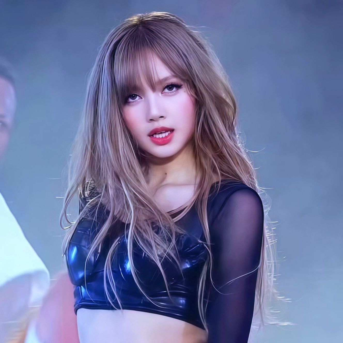 Lisa (BLACKPINK)的幕後花絮