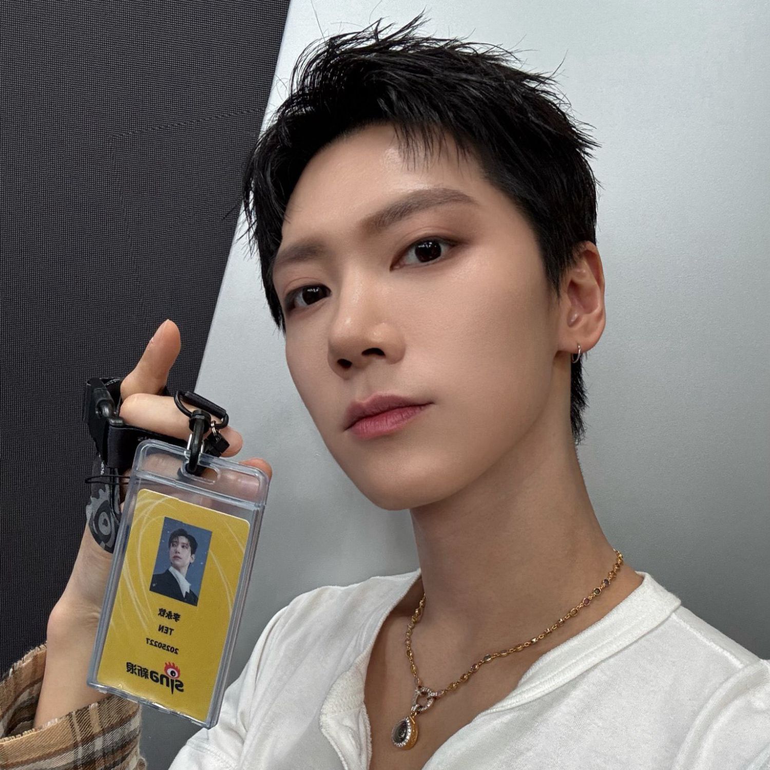 Recent activity shot of TEN (WayV)