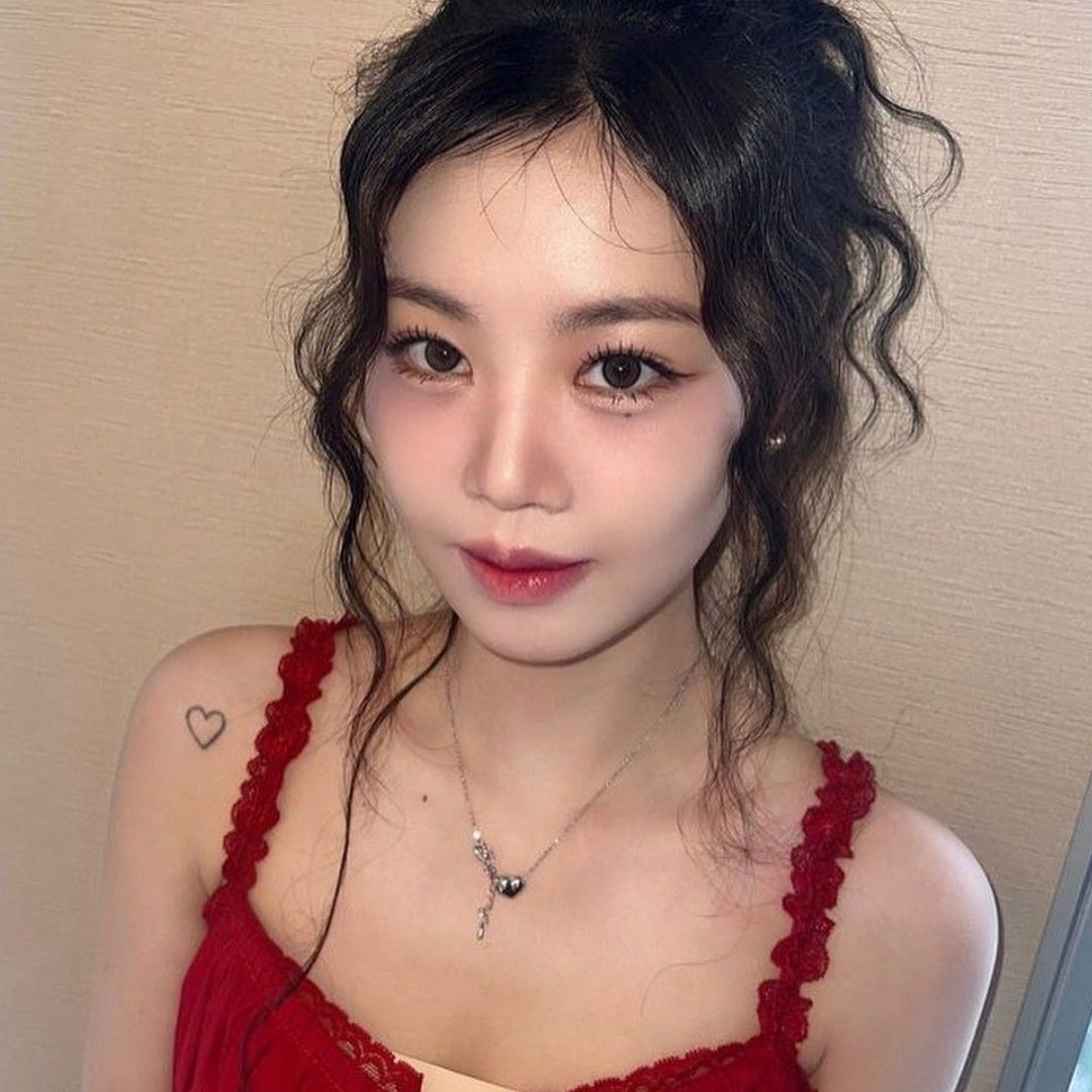 Latest photo of Soojin