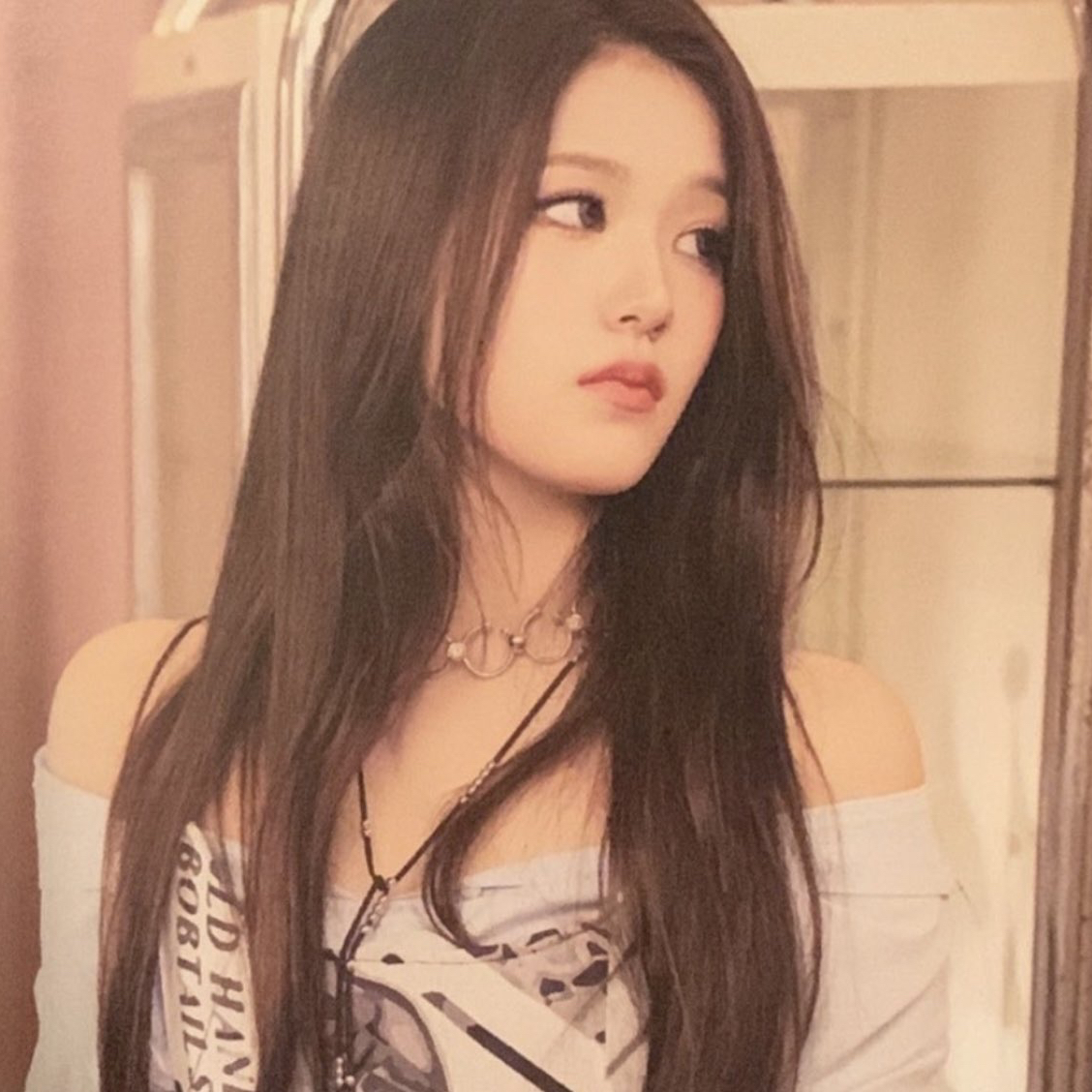 A moment captured by Yoon Jiyoon's fan