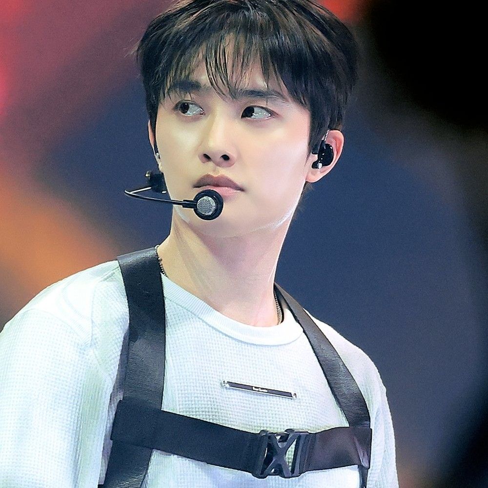 D.O. (EXO)粉絲拍下的瞬間