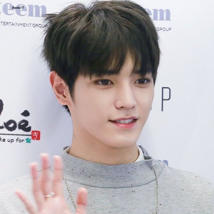 泰容 (NCT 127)的最新活动照片
