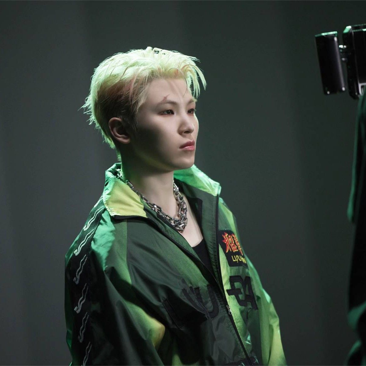 A moment captured by Woozi (SEVENTEEN)'s fan
