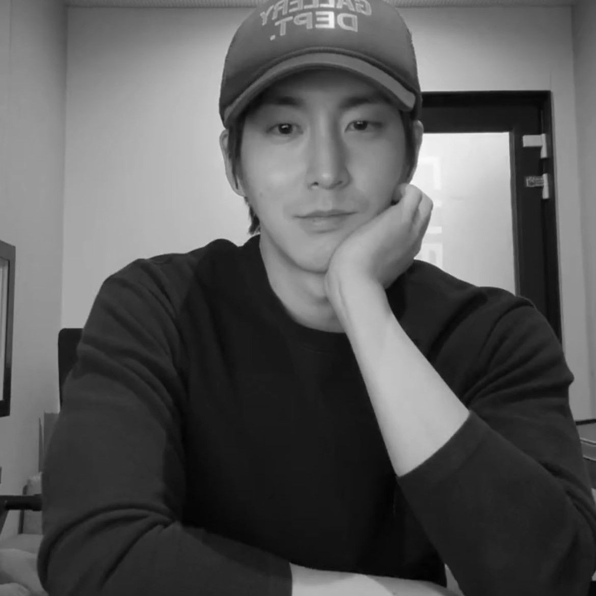 信源 (PENTAGON)的最新活動照片