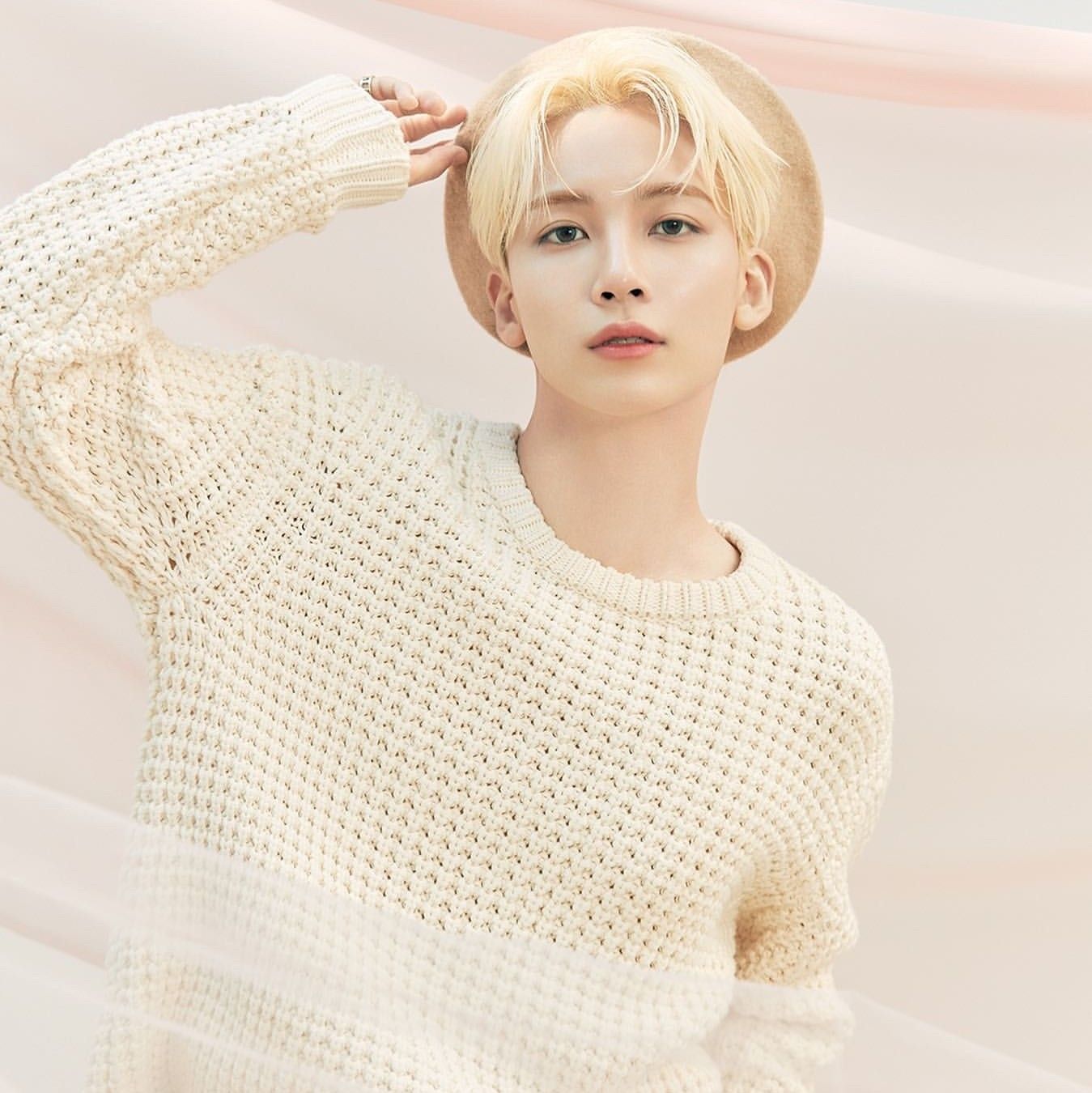 Behind-the-scenes cut of Jeonghan (SEVENTEEN)
