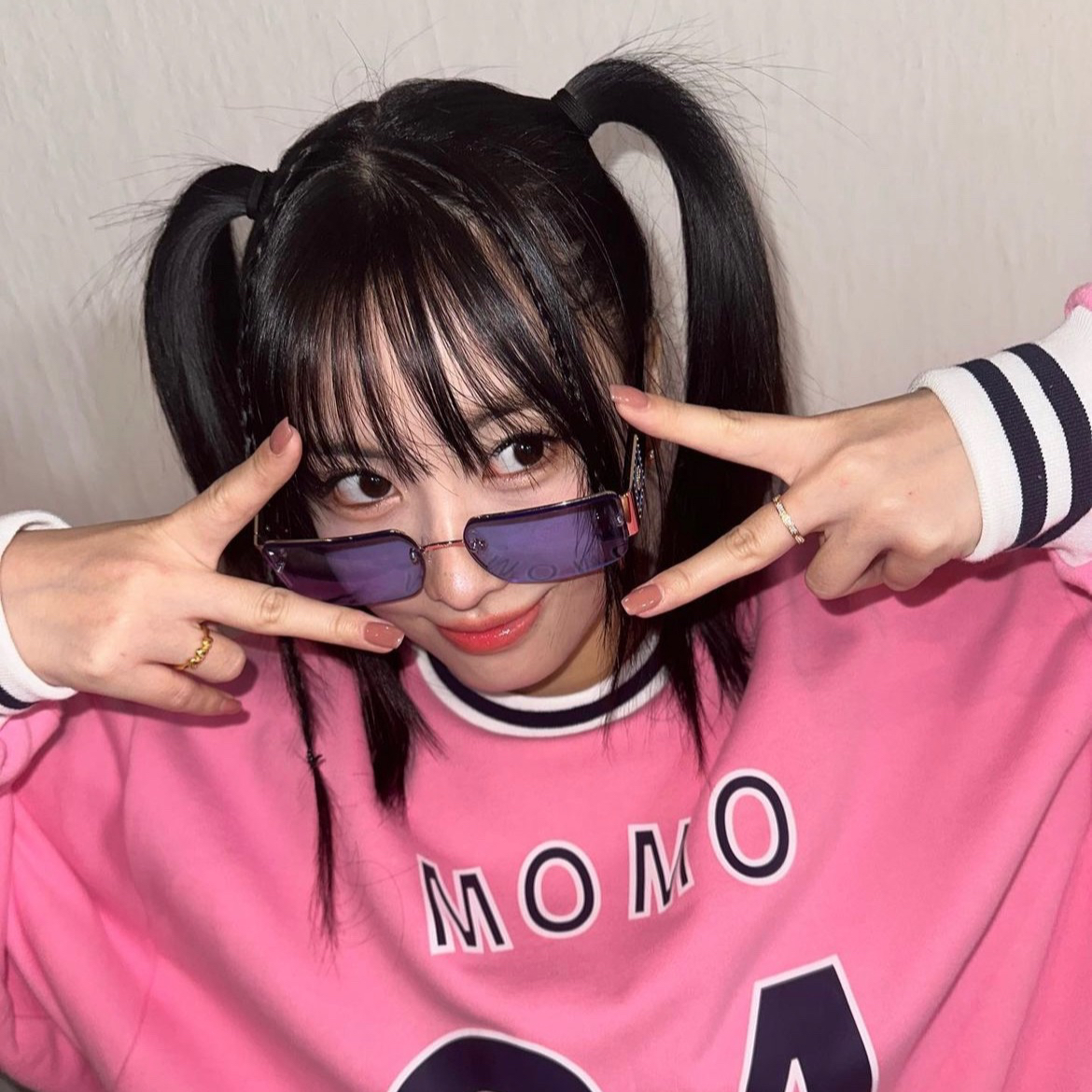 Recent activity shot of Momo (TWICE)
