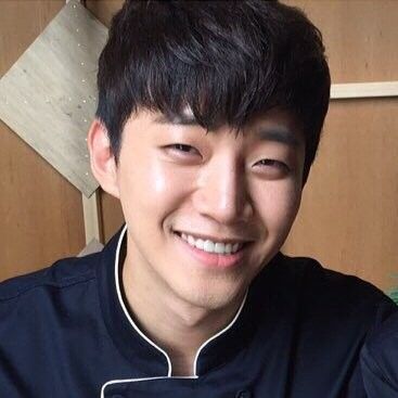 Latest photo of Junho (2PM)