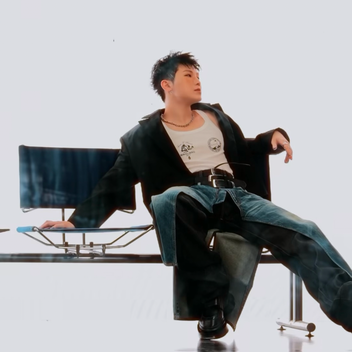 Latest photo of Woozi (SEVENTEEN)