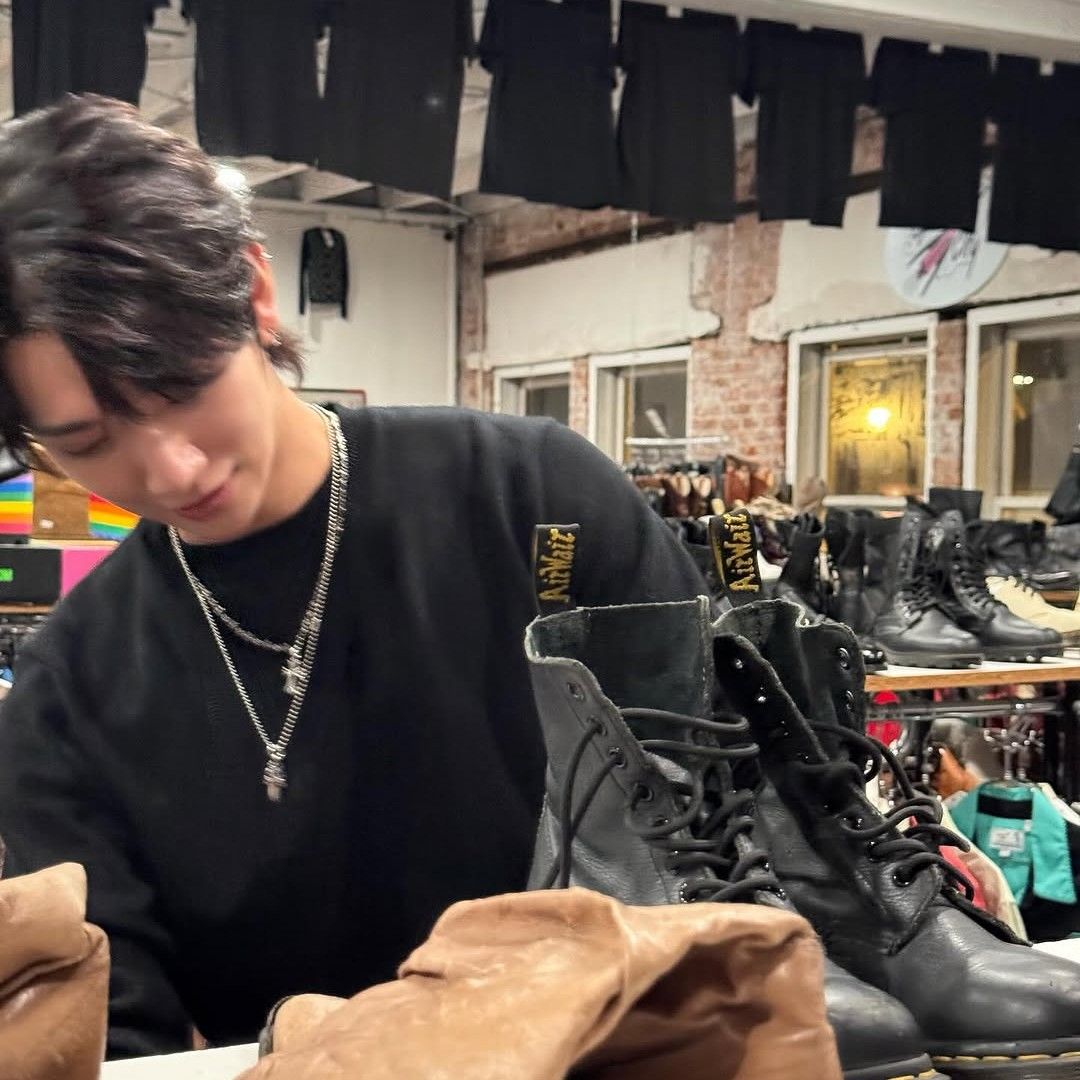 Recent activity shot of Joshua (SEVENTEEN)
