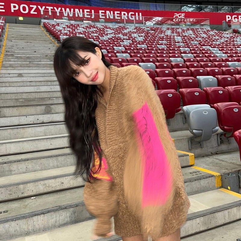 Recent activity shot of Soyeon (i-dle)