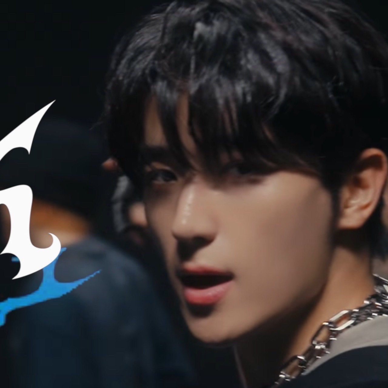 현재 (더보이즈)의 최신 사진