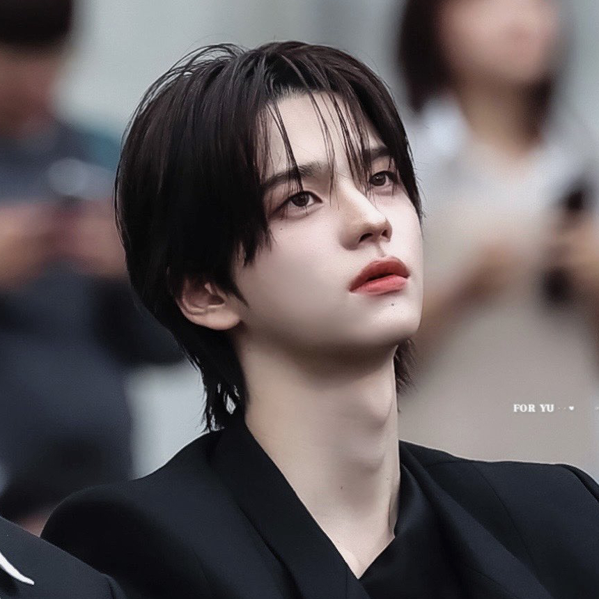 Behind-the-scenes cut of Shinyu (TWS)