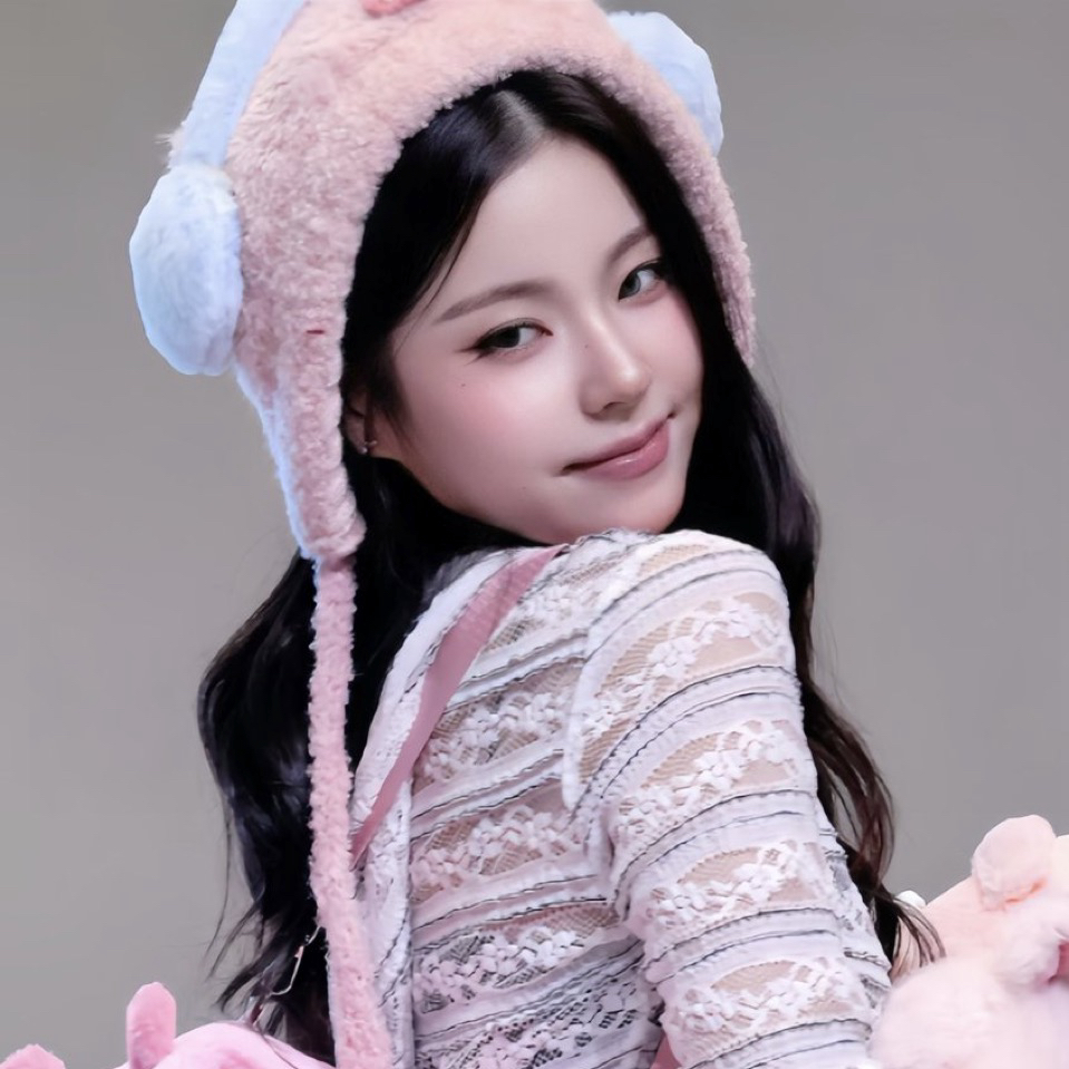 A moment captured by Kyujin (NMIXX)'s fan