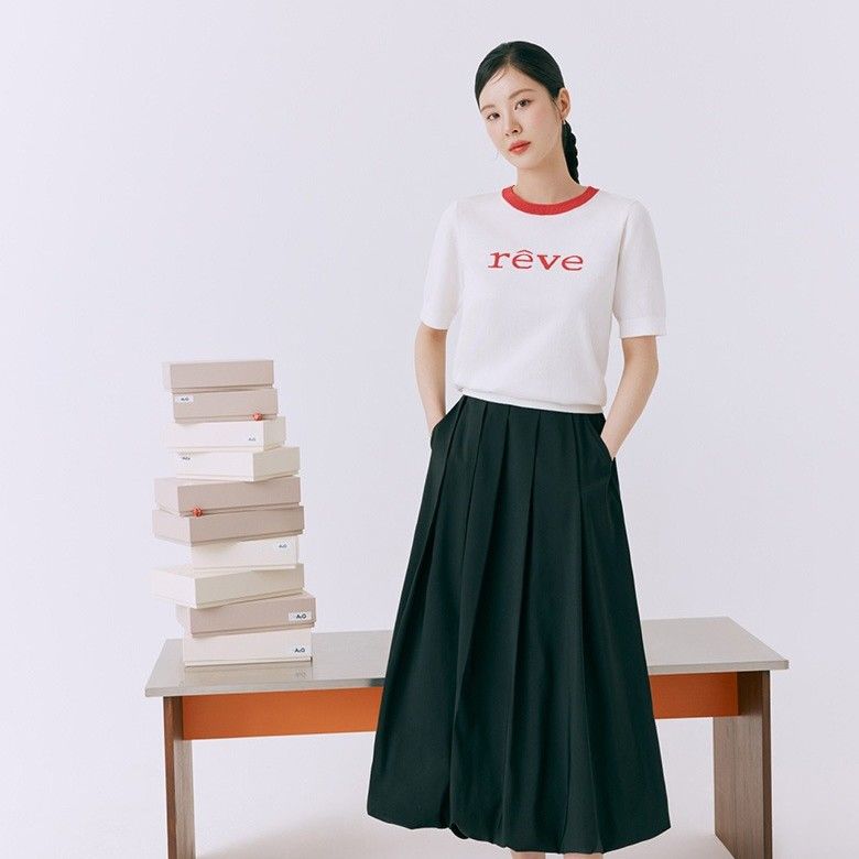 Behind-the-scenes cut of Seohyun (Girls' Generation)