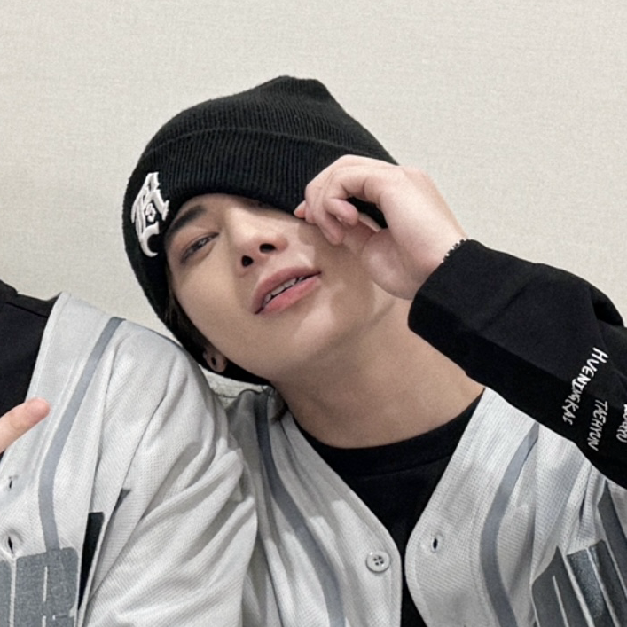 太顯 (TOMORROW X TOGETHER)的最新照片