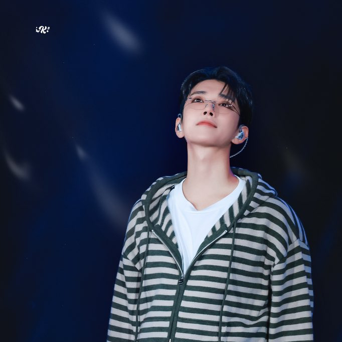 Recent activity shot of Joshua (SEVENTEEN)