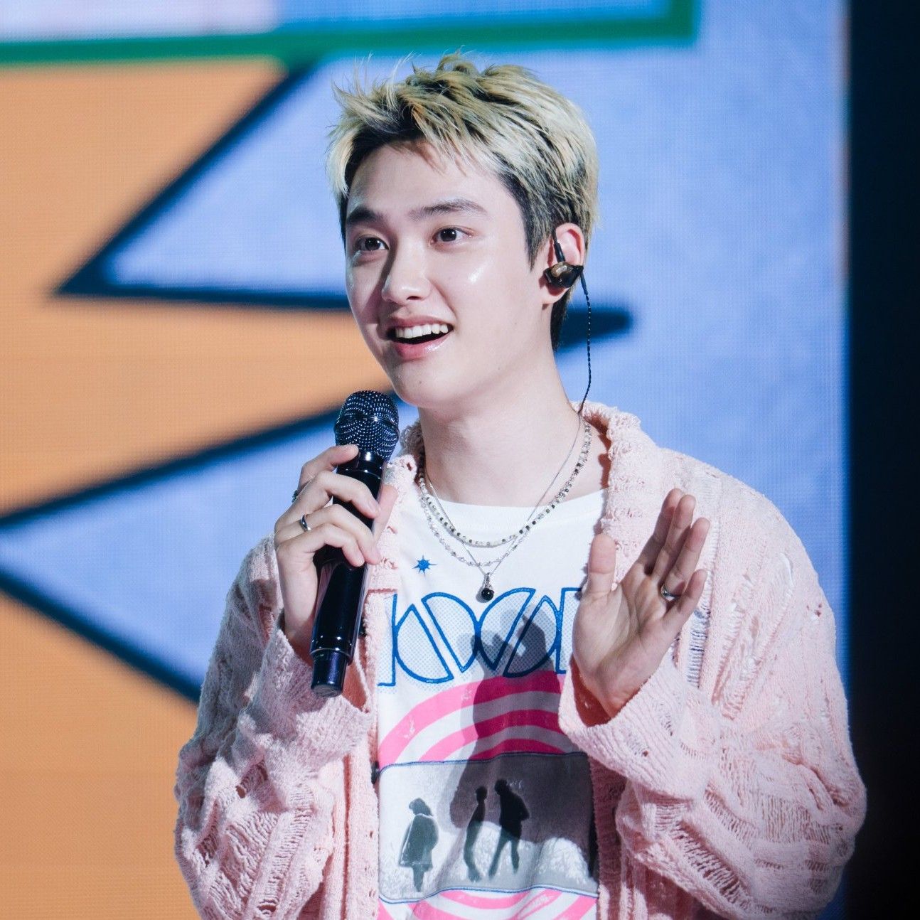 D.O. (EXO)粉丝拍下的瞬间