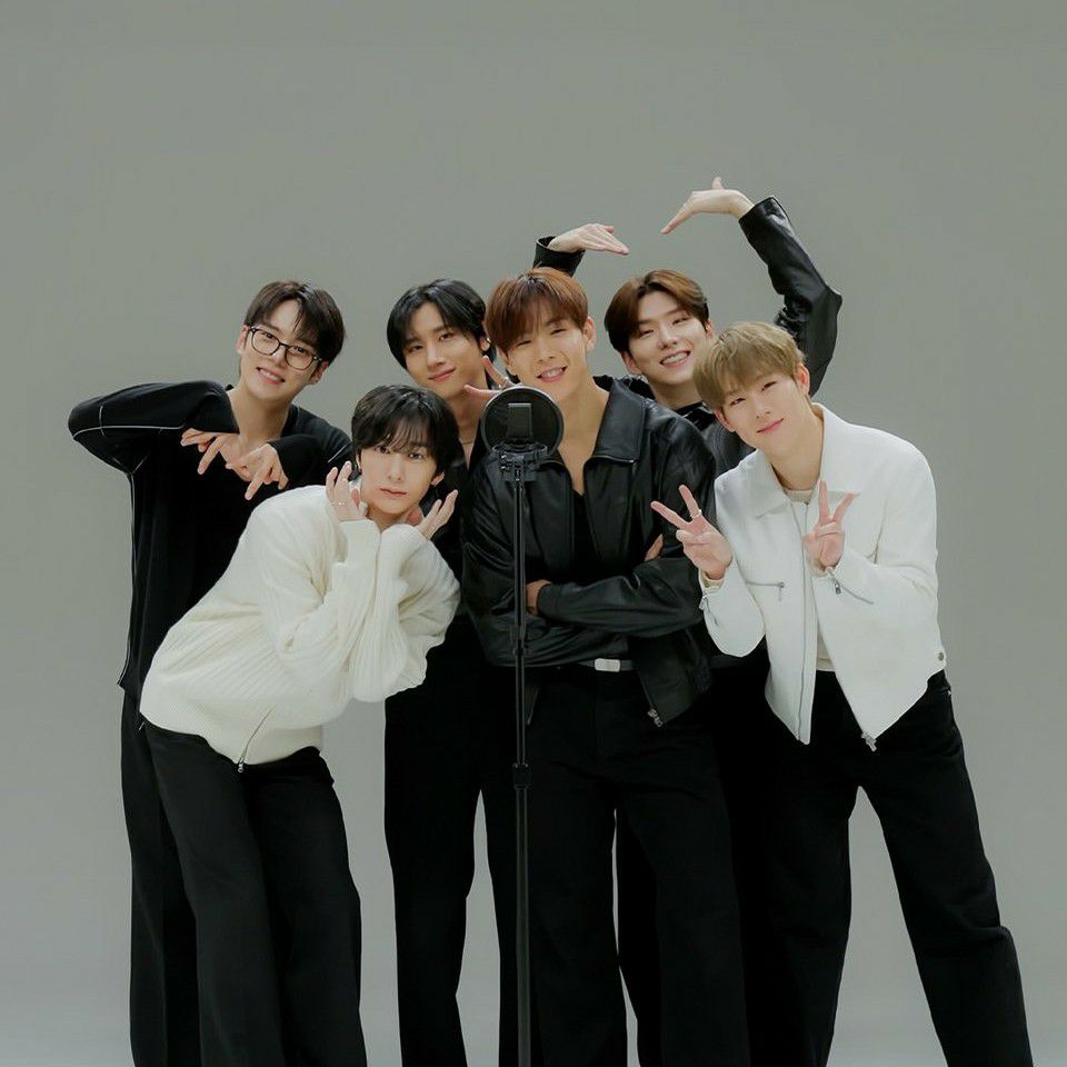 Foto terbaru MONSTA X