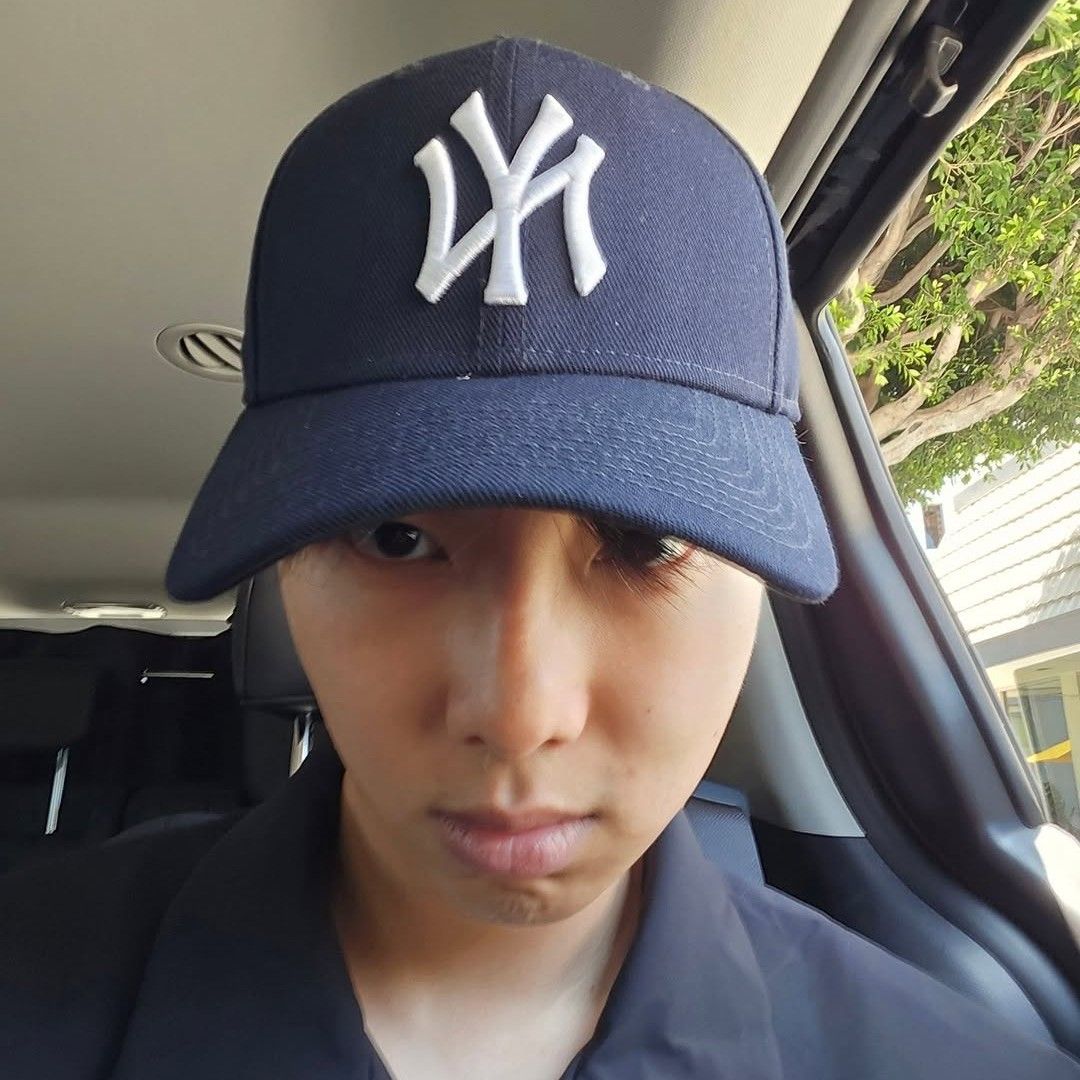 Behind-the-scenes cut of RM (BTS)