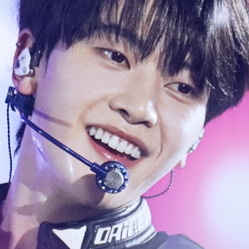 Recent activity shot of Seok Matthew (ZEROBASEONE)