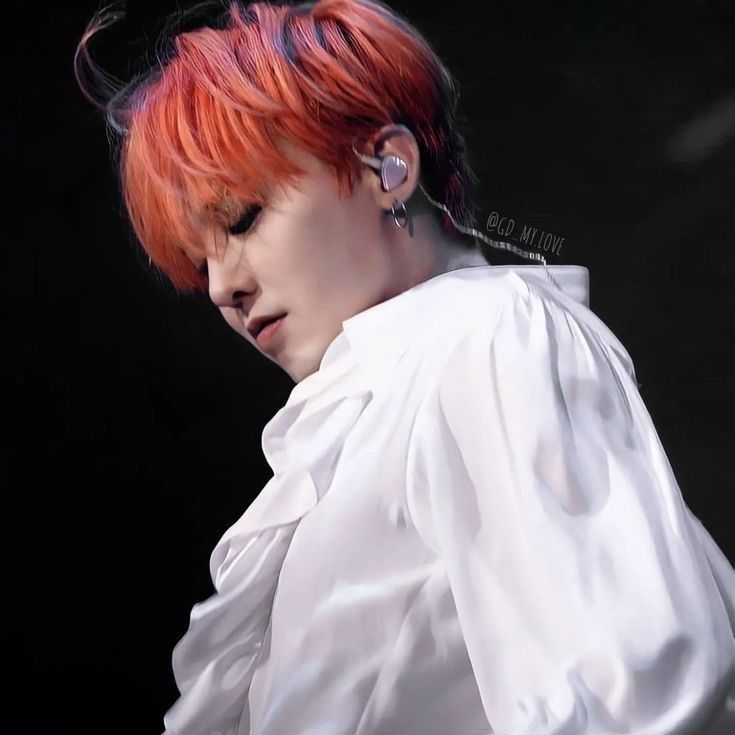 A moment captured by G-DRAGON (BIGBANG)'s fan