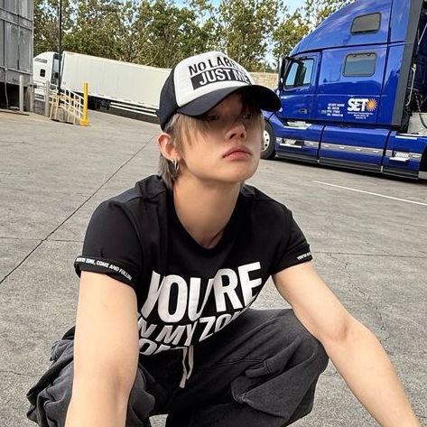 然竣 (TOMORROW X TOGETHER)的最新活动照片