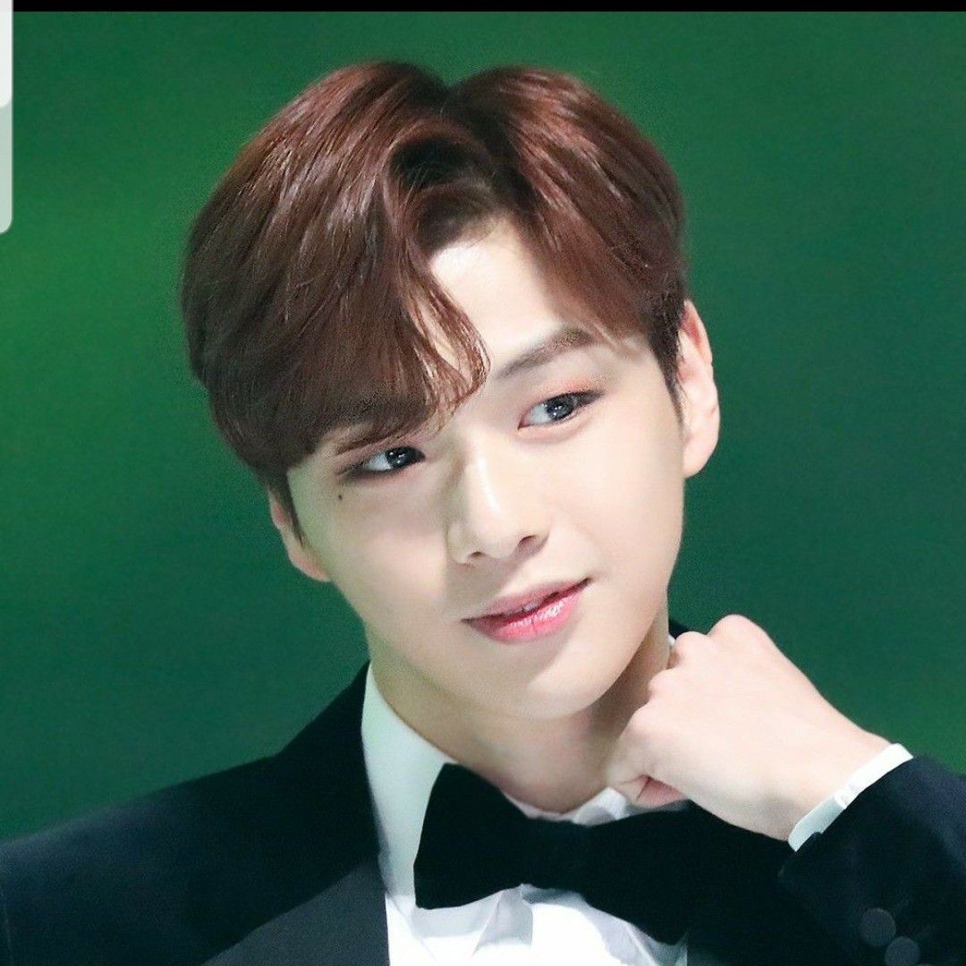 A moment captured by Kang Daniel's fan