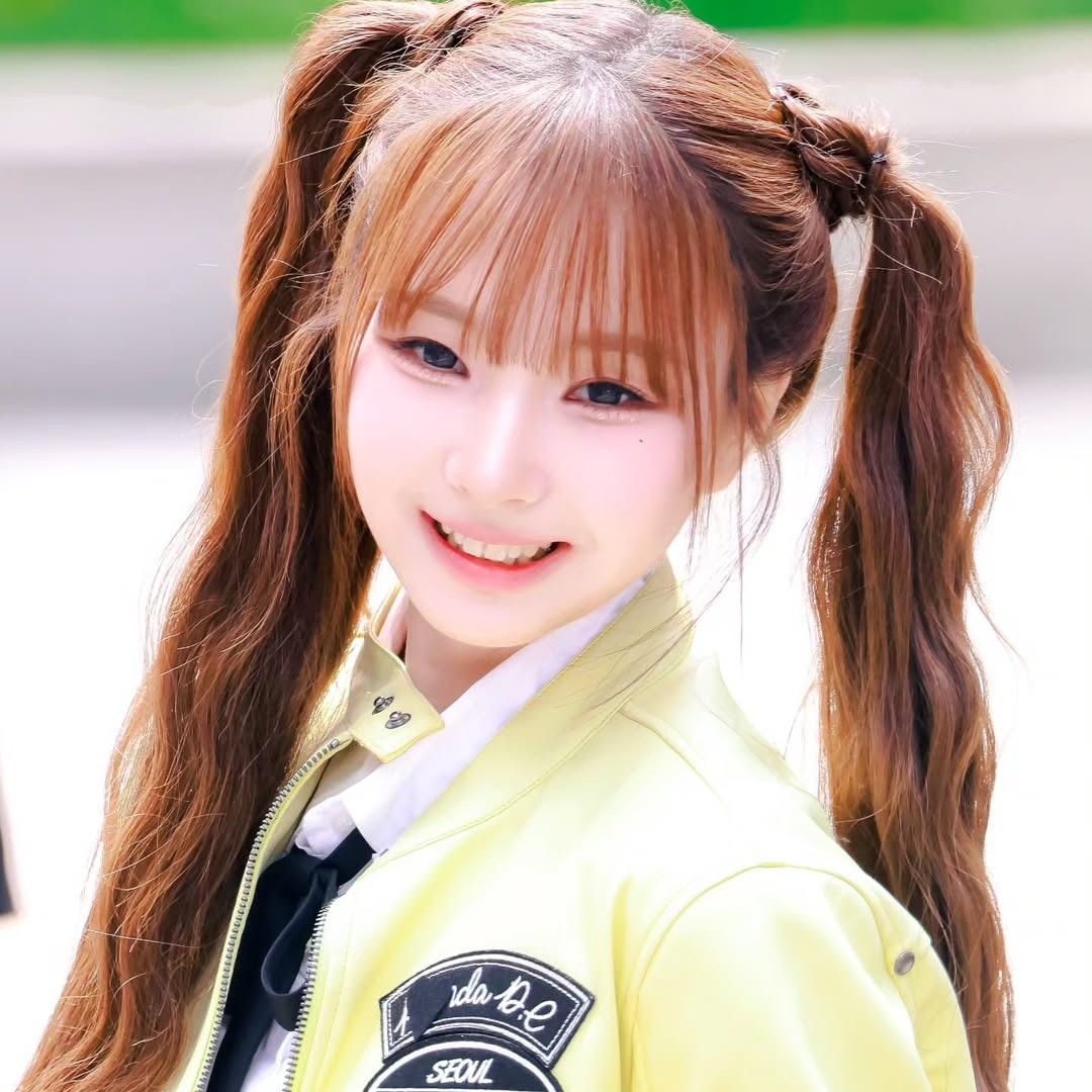 A moment captured by Jeong Hayeon (tripleS)'s fan