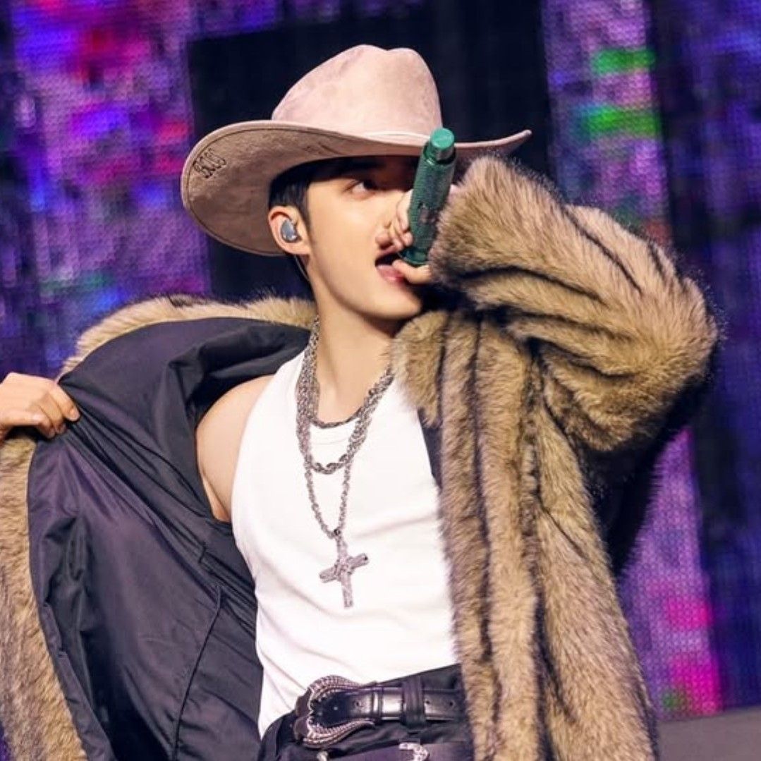 Foto terbaru S.Coups (SEVENTEEN)