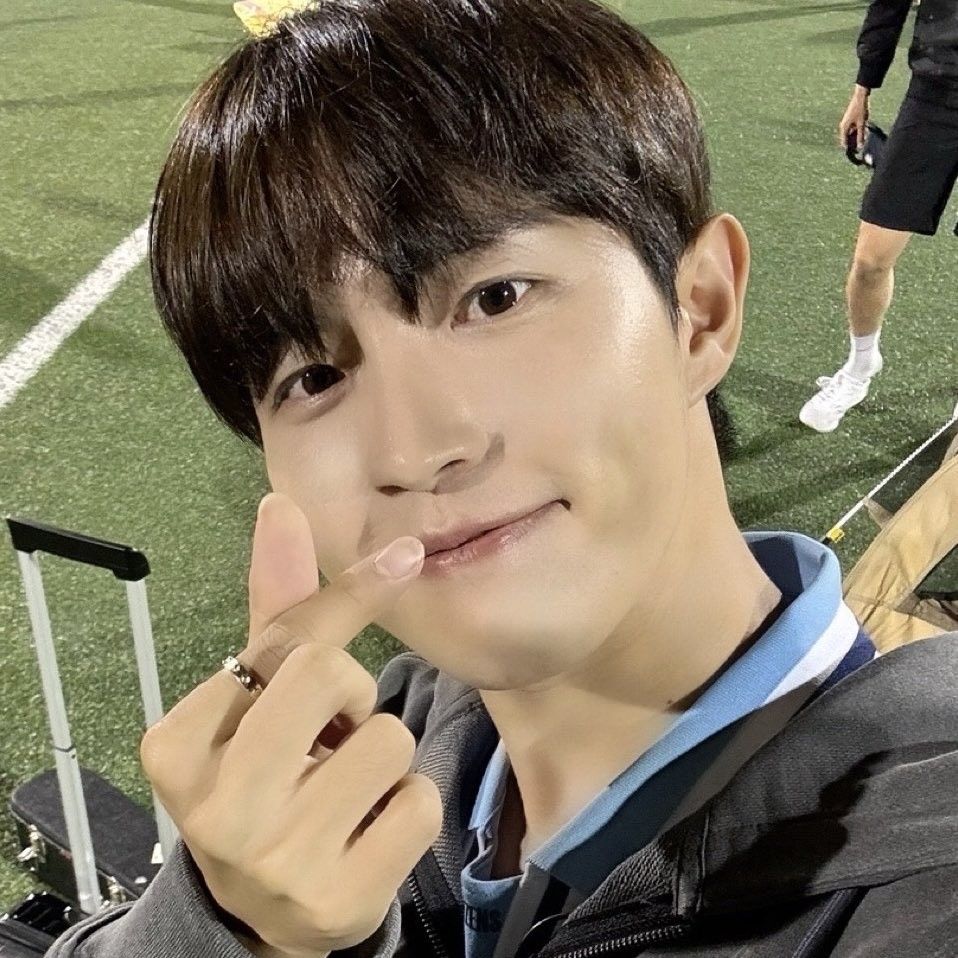 A moment captured by Kim Jaehwan's fan
