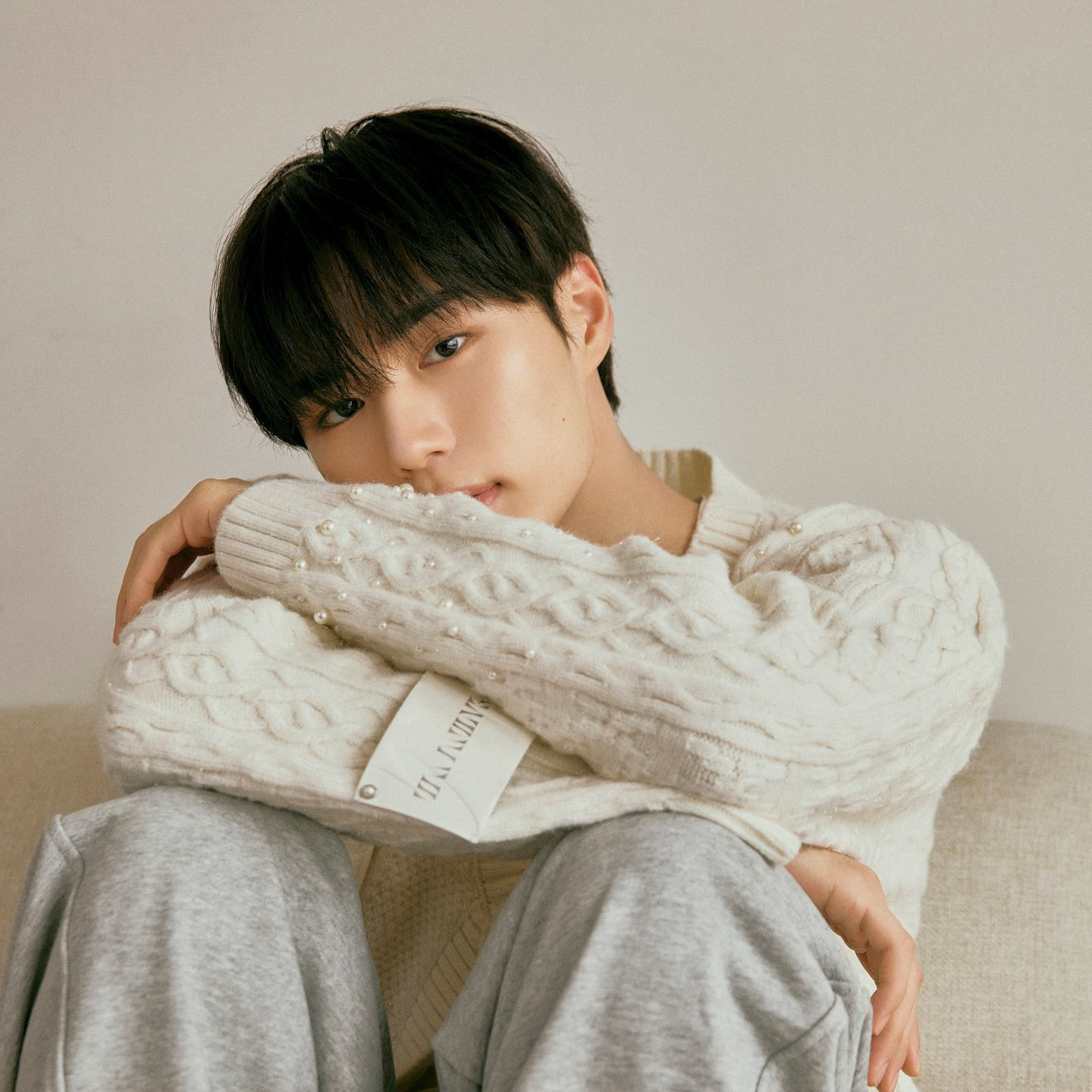 Foto aktivitas terbaru Kim Junseo (ALPHA DRIVE ONE)