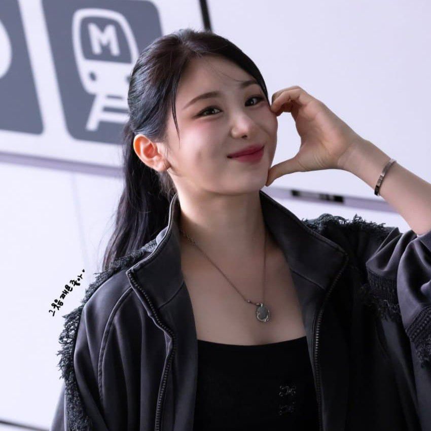 李彩演粉丝拍下的瞬间