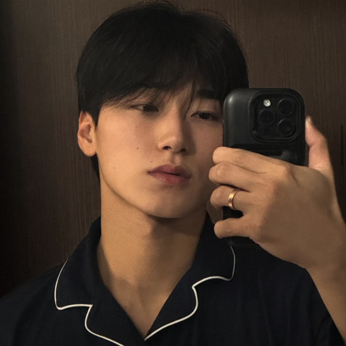Behind-the-scenes cut of San (ATEEZ)